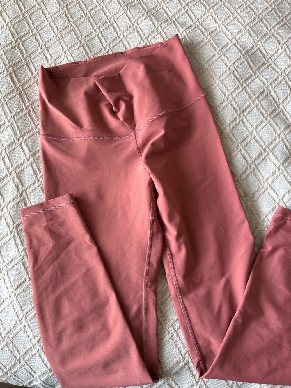 Old Navy Active Go-Dry Rose-Mauve High-Waist Leggings